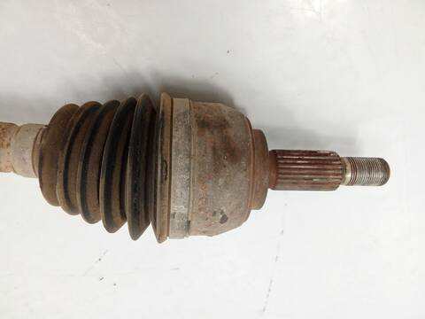Foto 3ª: Transmision Delantera Izquierda Renault Megane 1.9 DTI LA08 LA0N) 98CV 72KW I CLASSIC LA0/1_) [F9Q 730,F9Q 731,F9Q 734,F9Q 736] (2005)