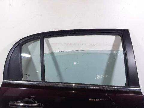 Foto 2ª: Puerta Trasera Derecha Kia Opirus BASICO 267CV 196KW [G6DA] (2007)