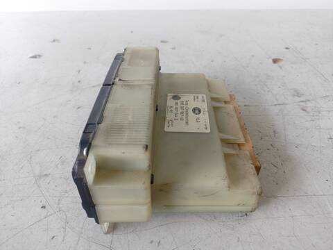 Foto 2ª: Mando Climatizador Volkswagen Passat COMFORTLINE 1 TDI 90CV (1997)