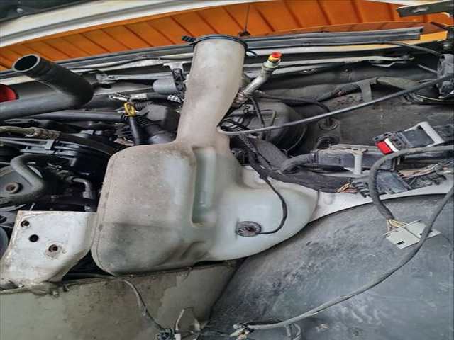 Deposito Limpiaparabrisas Mercedes Sprinter 310/311/313/314/316 CDI 906.631/633/635/637) 114CV 84KW CAJA CERRADA