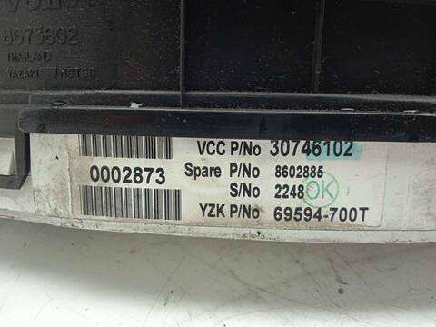 Foto 2ª: Cuadro de Instrumentos Volvo S60 D5 MOMENTUM 136KW) 2004 ) BERLINA 185CV [D5244T4] (2005)