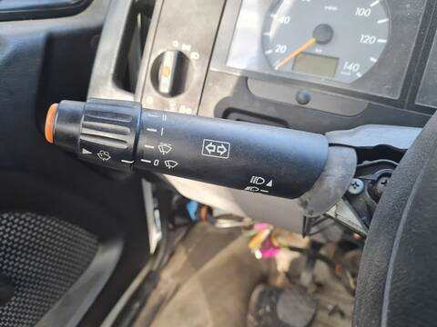 Foto 1ª: Mando Multifuncion Mercedes Vario PRDK - 616 D OM 904 LA CABINA DOBLE 156CV 115KW [OM904LAIII/7] (2009)