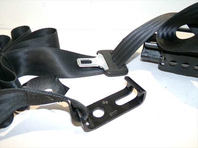 Foto 3ª: Cinturón Trasero Izquierdo Saab 9-5 1.9 CDTI 2005-2010 [Z19DTH] (2006)