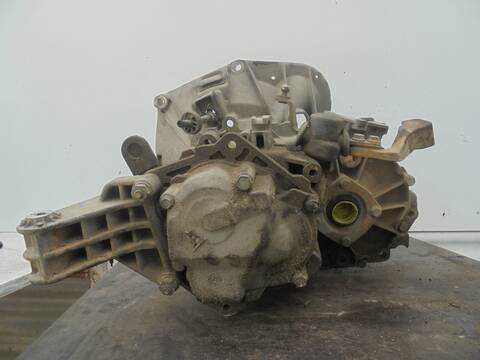Foto 2ª: Caja Cambios Alfa Romeo 147 1.6 16V CAT 105CV 77KW [AR37203] (2003)