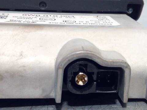 Foto 2ª: Pantalla Multifuncion Audi A4 BASICO AVANT 150CV 110KW [DEUA] (2016)