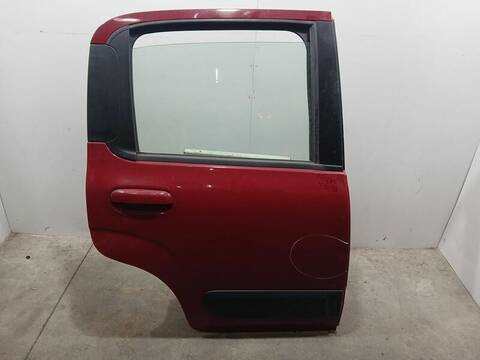 Foto 1ª: Puerta Trasera Derecha Fiat Panda LOUNGE 69CV 51KW (2013)