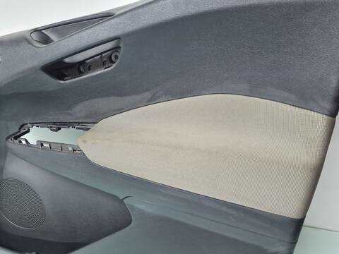Foto 3ª: Tapizados Cartoneras Ford Tourneo AMBIENTE 101CV 74KW [SFCA] (2015)