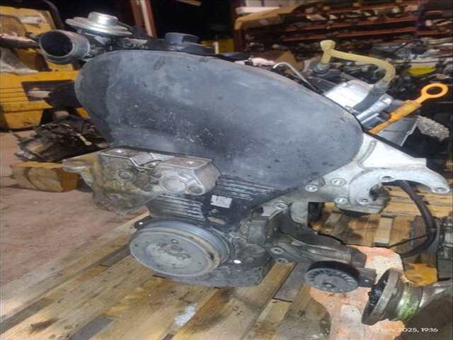 Foto 3ª: Motor Completo Volkswagen Golf BERLINA (2000)