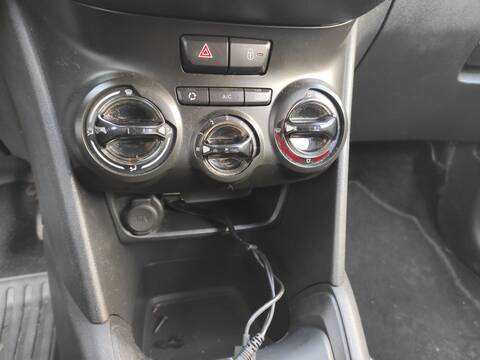 Foto 1ª: Mando Calefacción A. A. Peugeot 208 ZM01 (2013)
