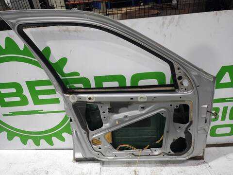 Foto 3ª: Puerta Delantera Izquierda Citroen Xsara 1.9 D SX BERLINA 68CV 50KW [DJYXUD9A] (1998)