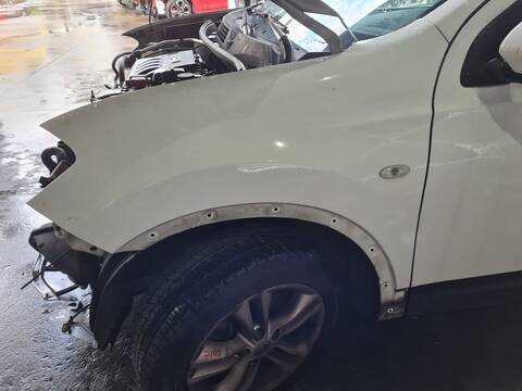 Foto 1ª: Aleta Delantera Izquierda Nissan Qashqai ACENTA 4X4 141CV 104KW [MR20DE] (2010)