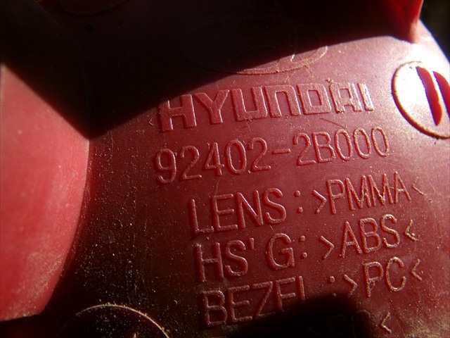 Foto 3ª: Piloto Trasero Derecho Hyundai Santa Fe 2.2 CRDI 2006-2009 [D4EB] (2006)