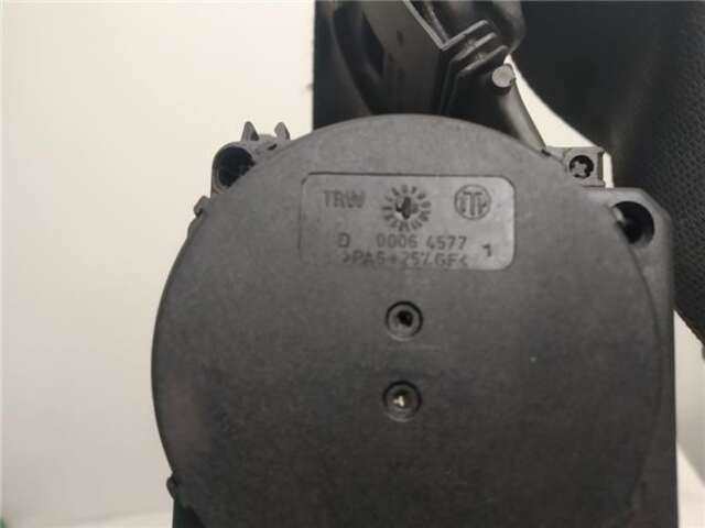 Foto 2ª: Cinturón Delantero Derecho Mercedes Clase E 180 3.2 320 CDI (210.026) [3.2 LTR. - 145 KW CDI CAT] [613.961]