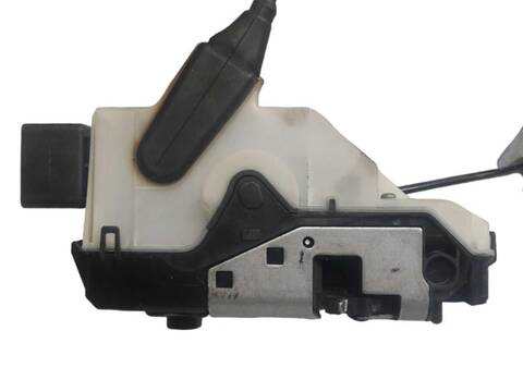 Foto 3ª: Cerradura Puerta Delantera Derecha Peugeot 208 1.2 VTI 68 - PURETECH 68 (2012)