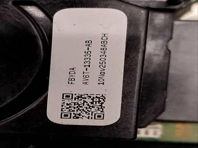 Foto 3ª: Mando Multifuncion Ford Focus 1.6 G [G-JQDB] (2011)