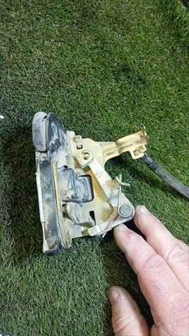 Foto 3ª: Cerradura Maletero Portón Toyota 4 Runner 3.0 T DIESEL (1993)