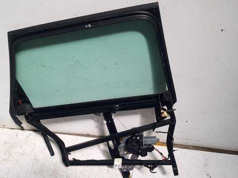 Foto 2ª: Elevalunas Manual Trasero Izquierdo Audi A6 2.5 TDI QUATTRO 180CV [BAU] (2001)