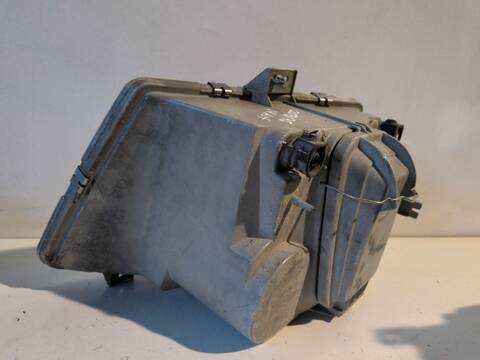 Foto 2ª: Faro Derecho Mercedes Vito 611980 (1999)