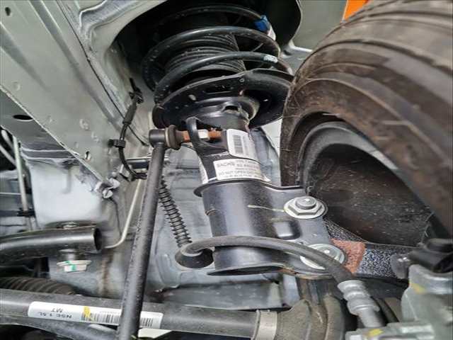 Amortiguador Delantero Izquierdo Mg ZS 1.5 VTI 106CV 78KW