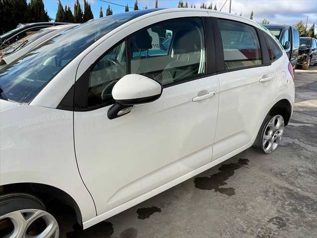 Foto 2ª: Puerta Delantera Izquierda Citroen C3 1.6 HDI 90cv [9HX] (2010)
