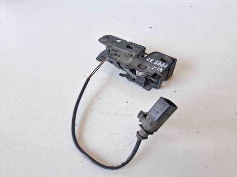Foto 2ª: Cerradura Capot Audi Q7 3.0 TDI 232CV (2006)