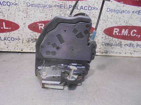 Cerradura Puerta Trasera Izquierda Toyota Rav4 EXECUTIVE 177CV 130KW