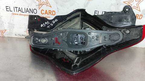 Foto 4ª: Piloto Trasero Izquierdo Dacia Lodgy LAUREATE 115CV 85KW [H5FC4] (2015)