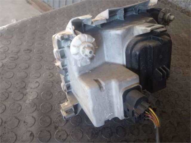 Foto 3ª: Faro Derecho Volkswagen Polo 1.0 BÁSICO [1.0 LTR. - 37 KW] [AER]