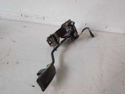 Foto 1ª: Pedal Acelerador Nissan Terrano TD27TI (1996)