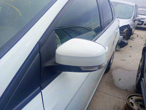 Retrovisor Izquierdo Ford Focus TITANIUM 116CV 85KW