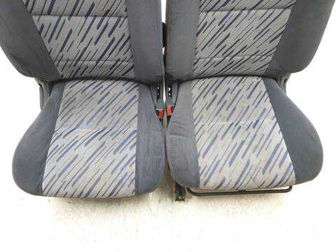 Foto 2ª: Juego Asientos Completos Toyota Land Cruiser TD VX 3-PTAS.) KZJ90) 90CV 66KW (1996)