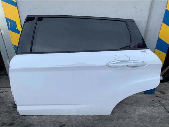 Foto 1ª: Puerta Trasera Izquierda Ford C Max 1.0 ECOBOOST 125CV 0CV C MAX/GRANDDXA CEU) DESDE 04/2015 HASTA 12 [B7DA] (2018)