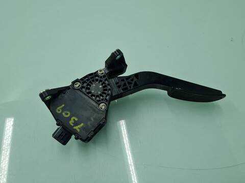 Pedal Acelerador Toyota Hilux DOBLE CABINA DLX 4X4 149CV 110KW