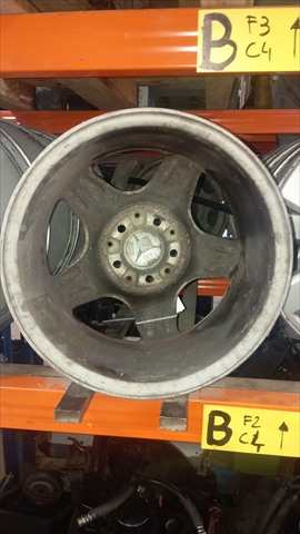 Foto 4ª: LLanta Aleacion Mercedes Clase ML 270 2.7 D DCI [612963] (2000)