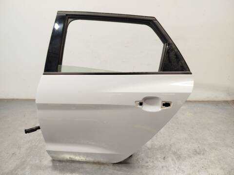 Foto 3ª: Puerta Trasera Izquierda Audi A1 30 TFSI 110CV 81KW [DLAA] (2024)