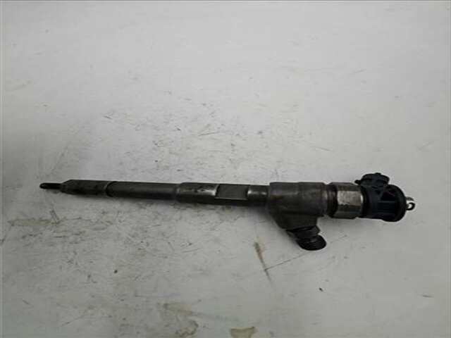 Foto 2ª: Inyectores Renault Clio 1.5 EXPRESSION [1.5 LTR. - 48 KW DCI DIESEL] [K9K 704]