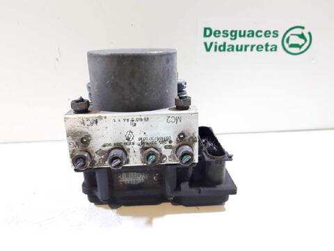 Foto 1ª: Abs Renault Clio 1.4 16V 98CV 72KW [K4J780] (2005)