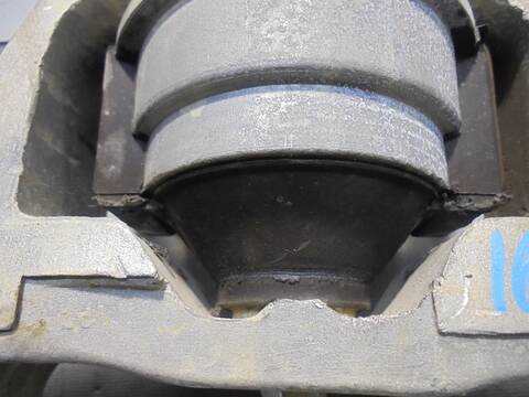 Foto 2ª: Soporte Motor Ford Focus AMBIENTE BERLINA 100CV 74KW [FFDA] (2004)