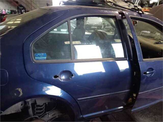 Puerta Trasera Derecha Volkswagen Bora 1.9 HIGHLINE [1.9 LTR. - 81 KW TDI]