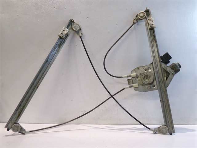 Foto 2ª: Elevalunas Eléctrico Delantero Izquierdo Renault Laguna 1.9 DCI 2001-2007 [F9QC7] (2002)