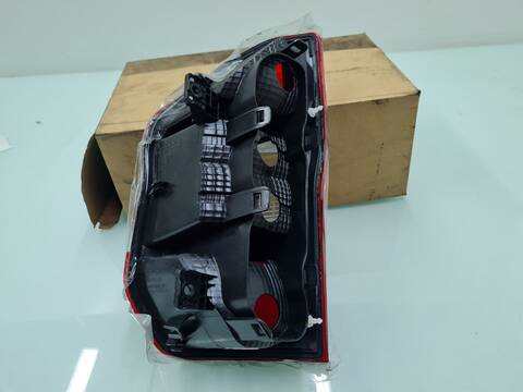 Foto 2ª: Piloto Trasero Izquierdo Ford Tourneo AMBIENTE 101CV 74KW [SFCA] (2015)