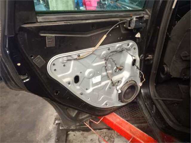 Foto 2ª: Puerta Trasera Izquierda Ford C Max 2.0 TDCI FOCUS [G6DA]