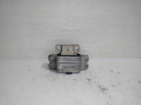 Soporte Motor Volkswagen Passat ADVANCE BLUEMOTION 105CV 77KW