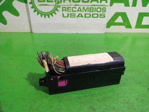 Foto 3ª: Caja Reles Fusibles Seat Ibiza EMOCION 60CV [CGPB] (2008)
