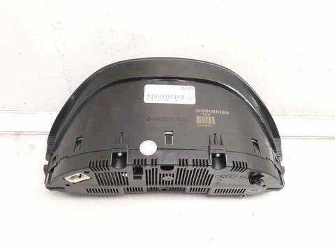 Foto 2ª: Cuadro de Instrumentos Mercedes Clase B 150 B 180 245.232) 116CV 85KW [266940] (2011)