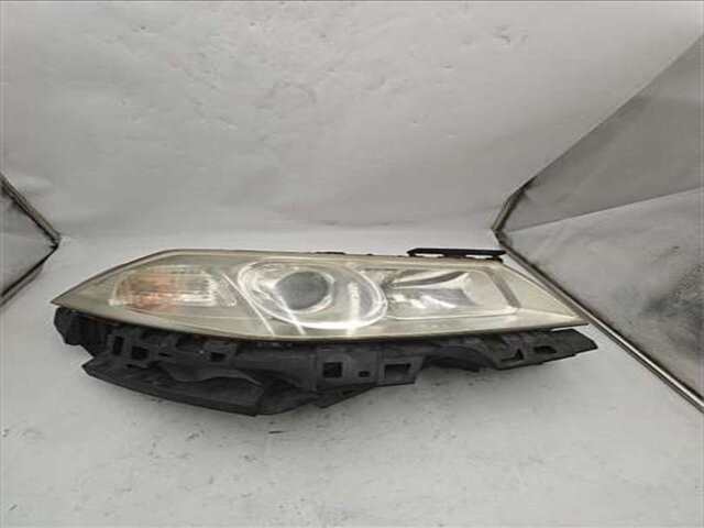 Faro Derecho Renault Megane 1.6 EMOTION [1.6 LTR. - 83 KW CAT] II BERLINA 5P (10.2002-_)