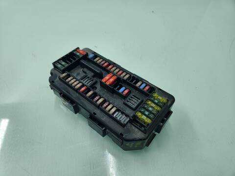 Caja Reles Fusibles Bmw Serie 1 114 116D 116CV 85KW