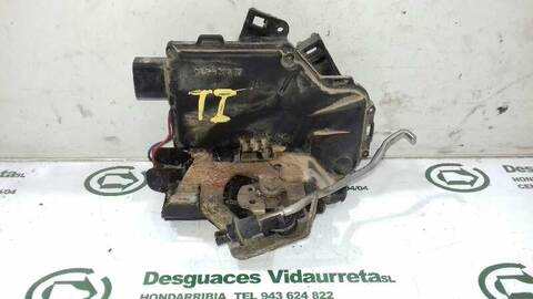 Cerradura Puerta Trasera Izquierda Audi A6 2.5 V6 24V TDI AVANT 180CV 132KW