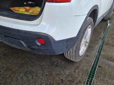 Foto 3ª: Paragolpes Trasero Nissan Qashqai ACENTA 4X4 141CV 104KW [MR20DE] (2010)