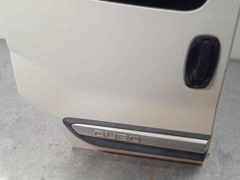 Foto 2ª: Puerta Lateral Corredera Derecha Fiat Qubo 1.3 D MULTIJET 225AXE1A 225CXE1A 225AXH1A 225AXL1A ... 95CV 70KW [199B1000] (2014)
